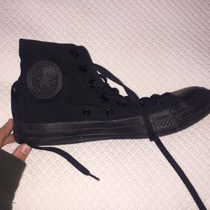 ALL BLACK CONVERSE HIGH TOPS